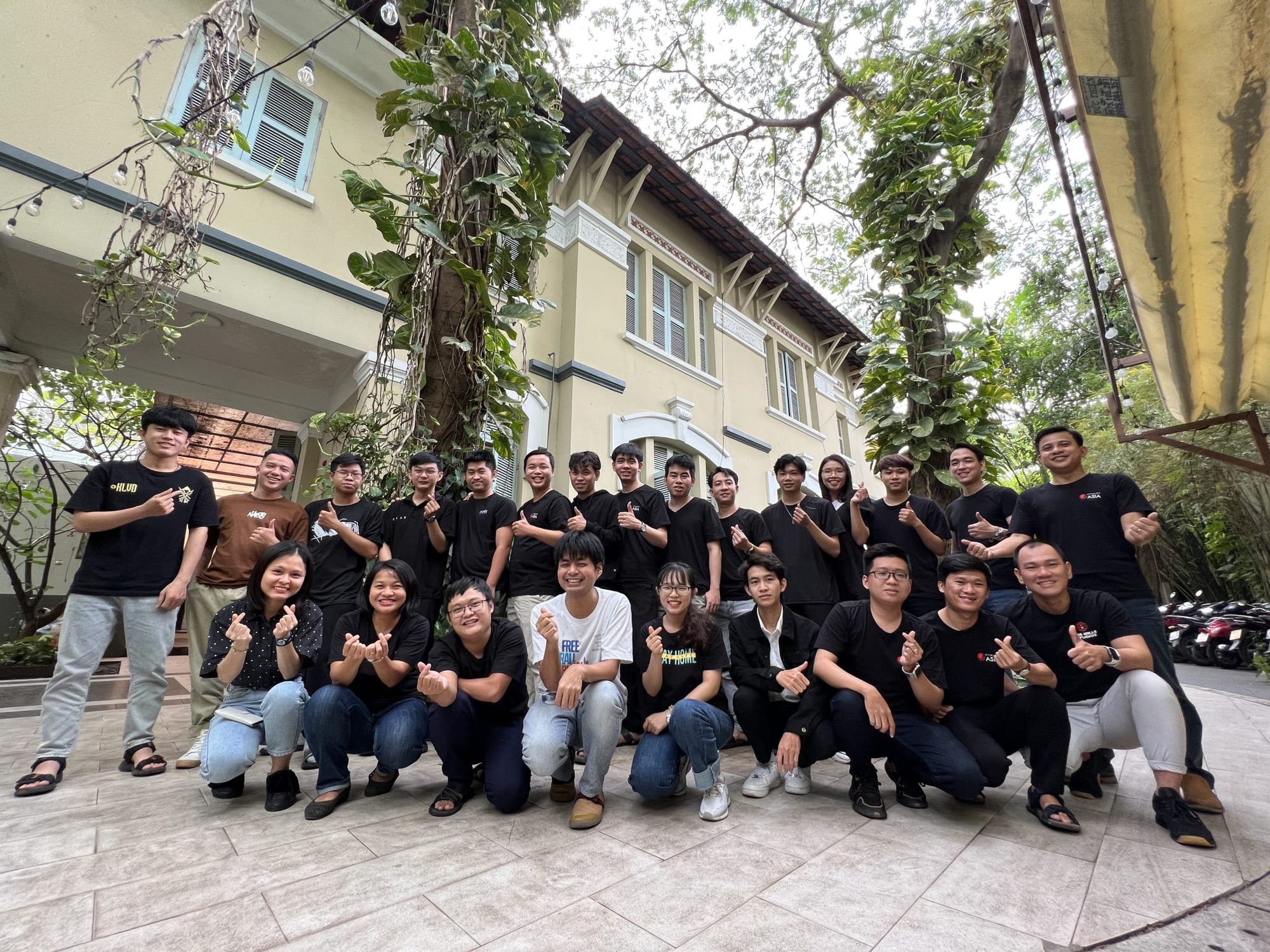 笑顔を測定する勤怠管理アプリ「NikoNiko」：顔認証×感情認識AIによるHRテックソリューション